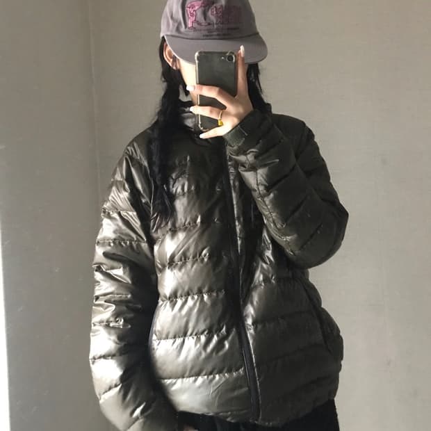 퓨마 카키 경량패딩
