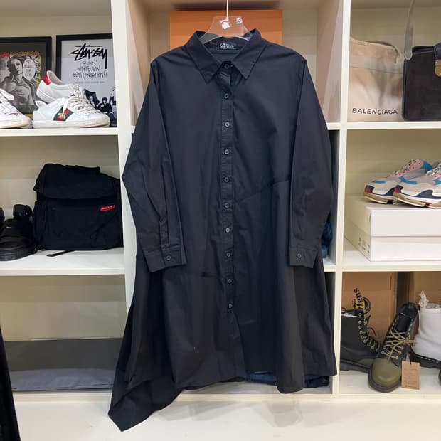 JPN Brand 블랙 비대칭 지퍼 롱 셔츠 원피스