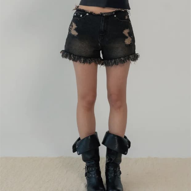 (새) 지제뮤지엄 FRINGE DENIM SHORTS (BLACK)