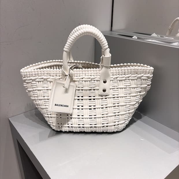 (정품/새상품) 발렌시아가 여성 화이트 비스트로 XS 토트백 숄더백