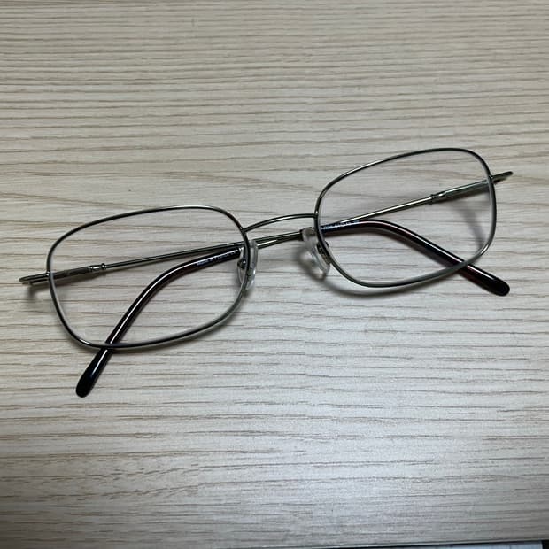 빈티지 스퀘어 금테