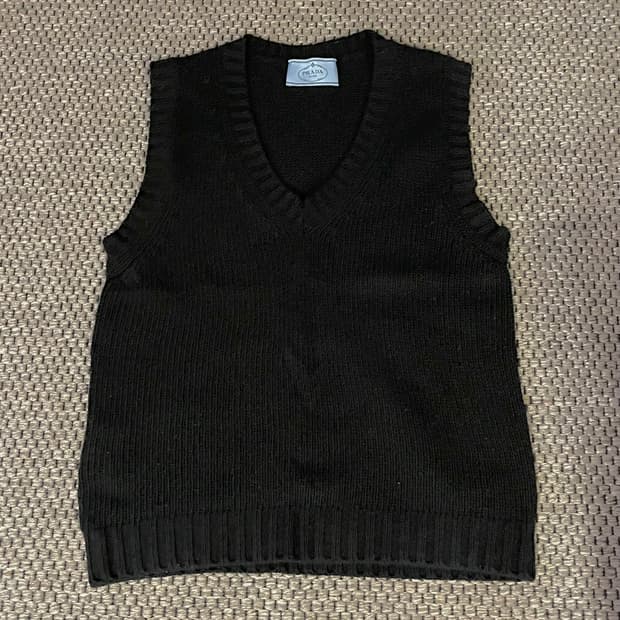 프라다 니트 베스트