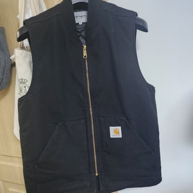 칼하트윕 블랙 베스트 M (공홈구매)