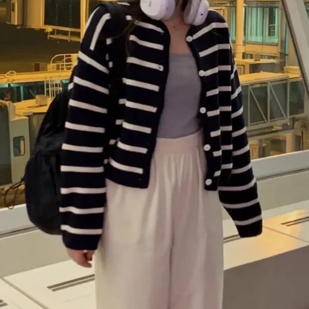 네이비 스트라이프 가디건