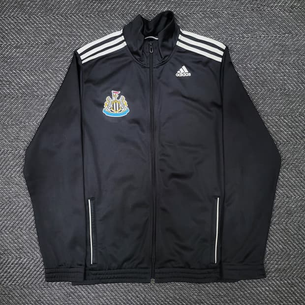 아디다스 뉴캐슬 커스텀 져지