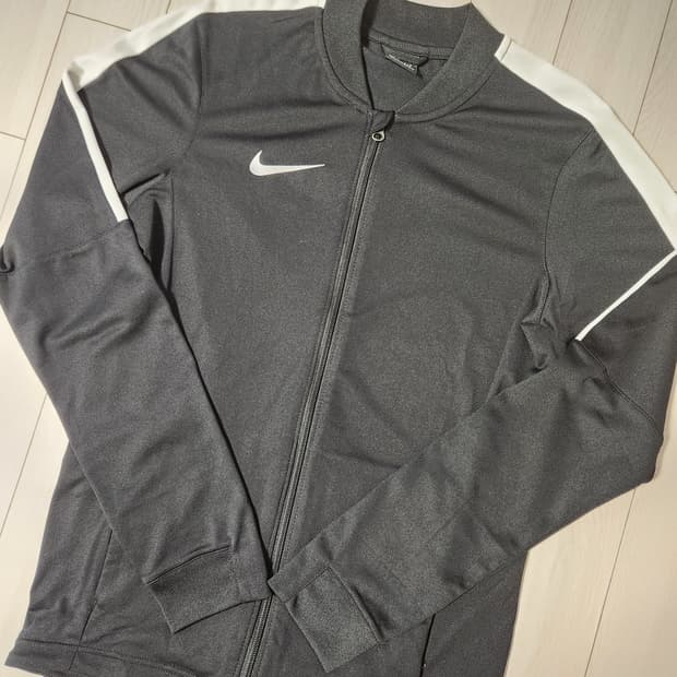 새상품급)나이키 드라이핏 아카데미16 니트 트랙탑 집업 저지 사이즈s(평