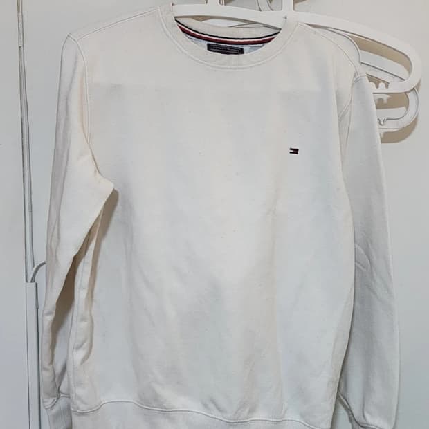 타미힐피거 화이트 맨투맨 M