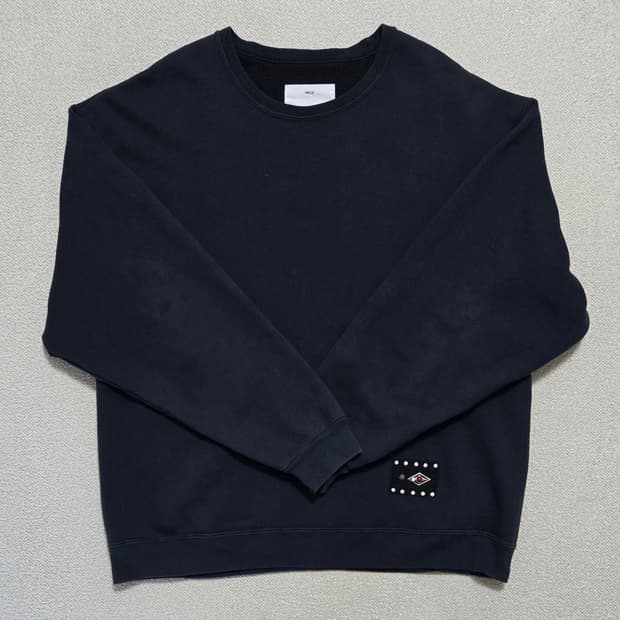 토가 비릴리스 스웻 셔츠