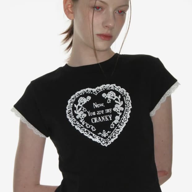 크랭크 레이스 하트 프린팅 탑 블랙