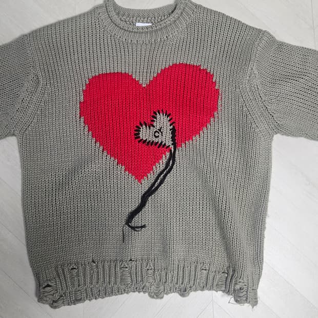 오와이 하트 스티치 니트