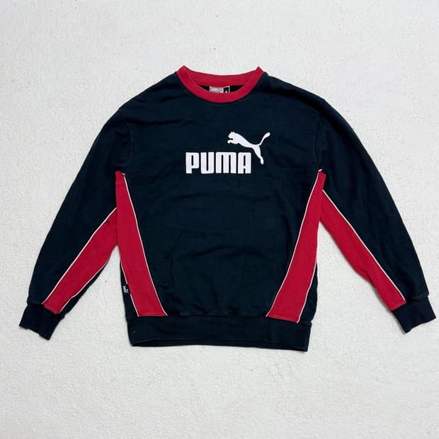 푸마 블랙/레드 스웨트셔츠