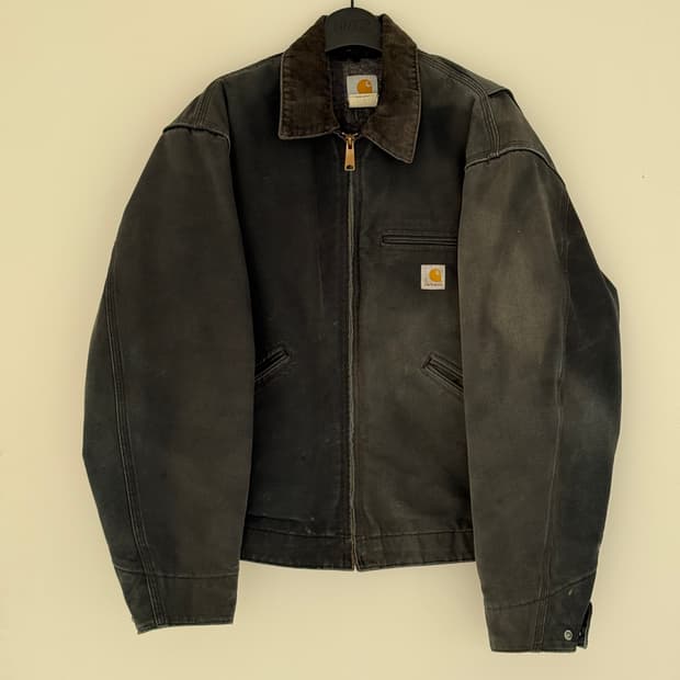 칼하트 디트로이트 J01 블랙 데미지 자켓