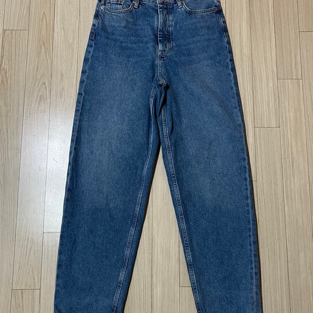 코스 테이퍼드 진 코스 청바지