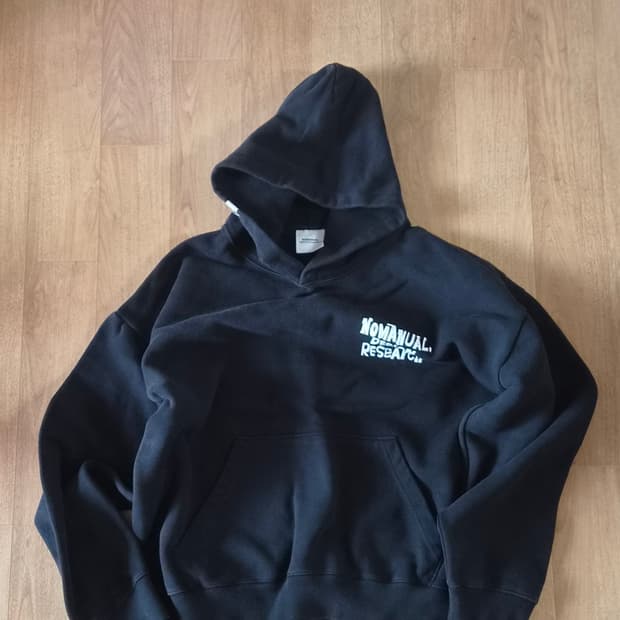 노매뉴얼 후드티