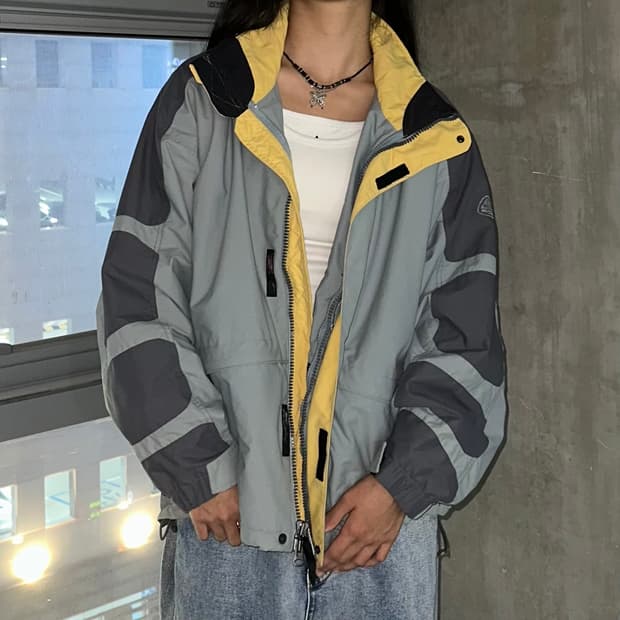 00‘s nike ACG jacket