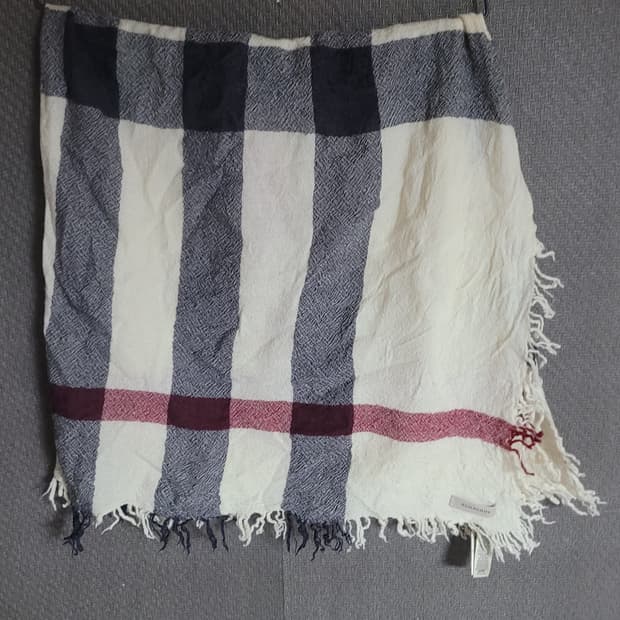 버버리 모 머플러