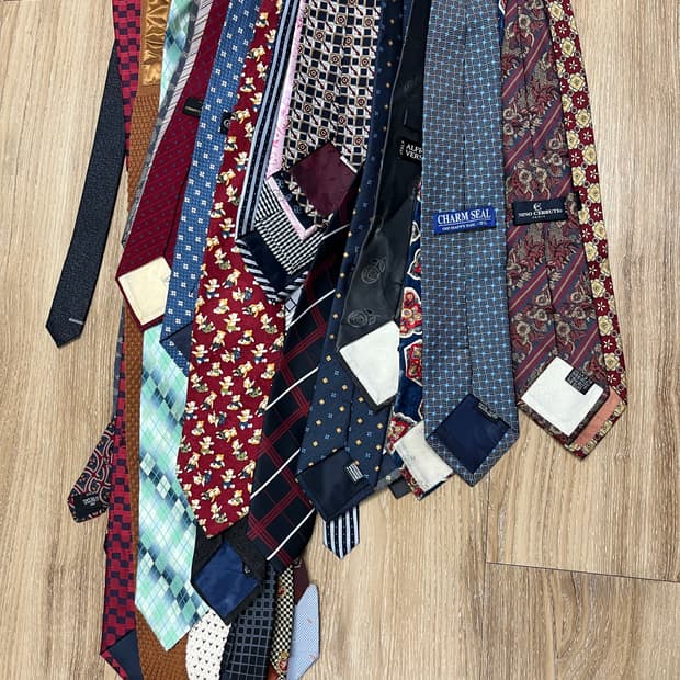 넥타이 넥타이 넥타이