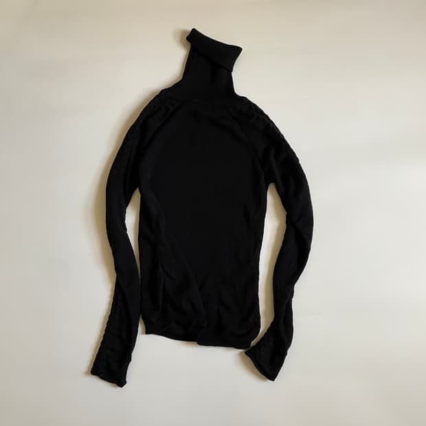 MIUMIU 케이블 터틀넥 블랙 38