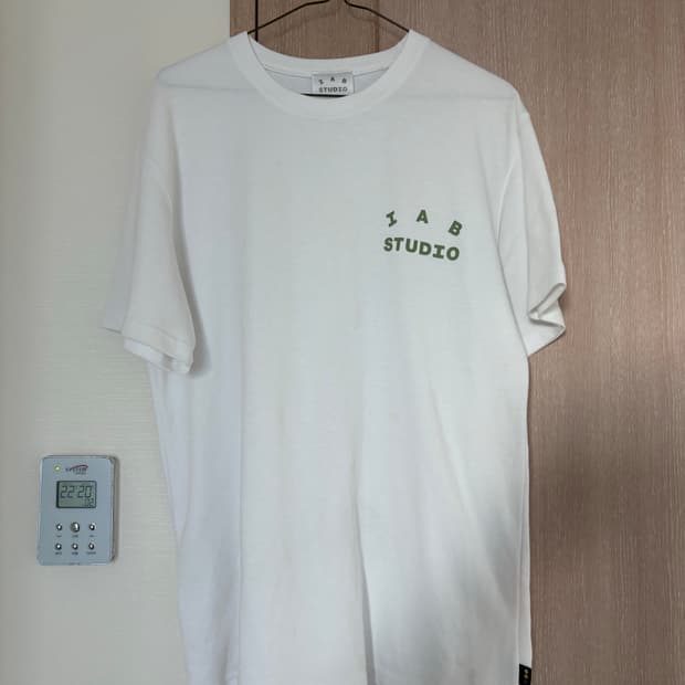 아이앱 스튜디오 티셔츠 화이트 라이트 그린
