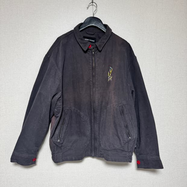 예스아이씨 자켓 팝니다!