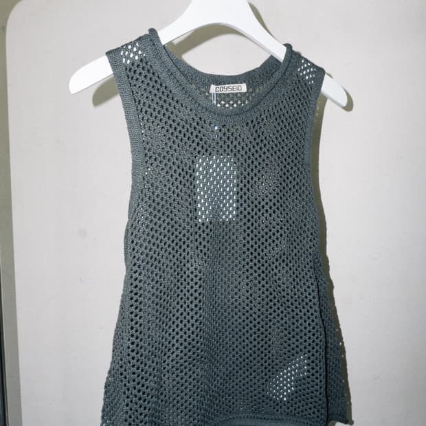 (새상품) Coyseio 코이세이오 슬리브리스 니트