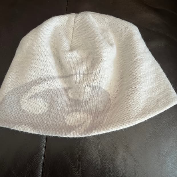 산산기어 25fw 비니 라이트 그레이