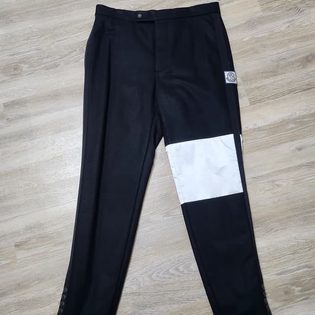 몽클레어 감마블루 패딩 방풍 바지