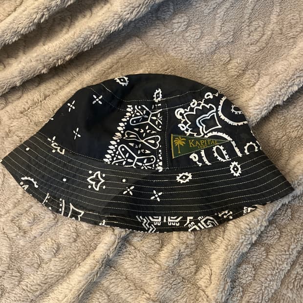 캐피탈 반다나 패치워크 버킷햇 블랙