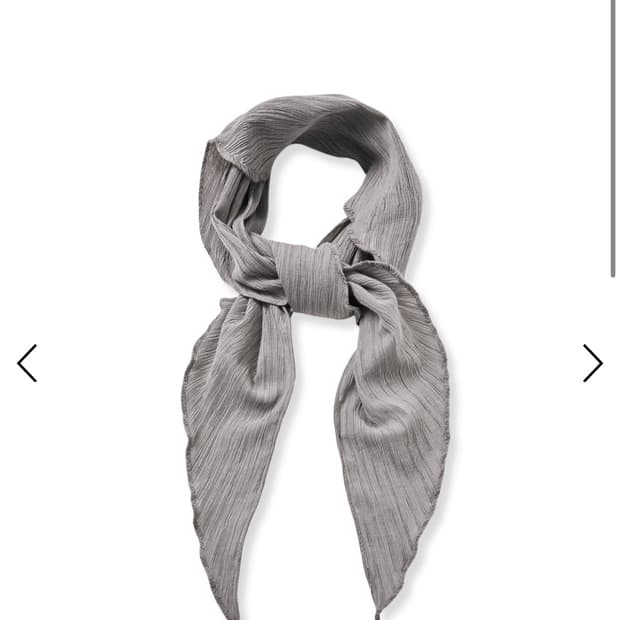 에이타 스카프 그레이