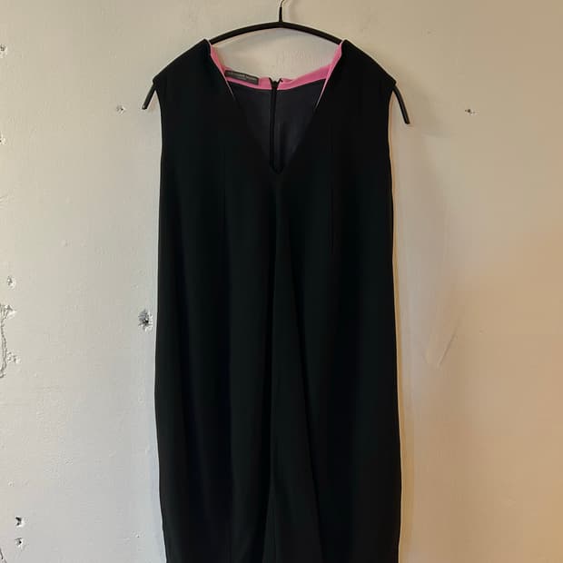 Alexander mcqueen sleeveless dress