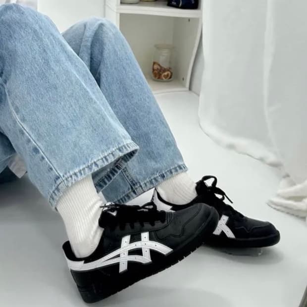 아식스 재팬S 블랙 1203A033-001