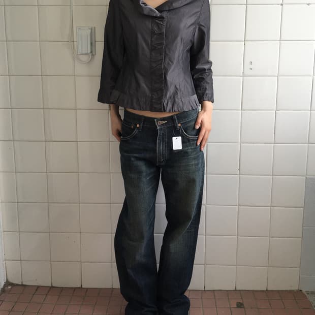 Thick neck point glossy jacket