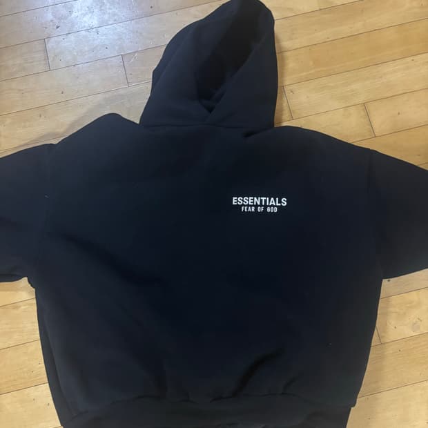 에센셜 후드 m, L랑 교환가능합니다