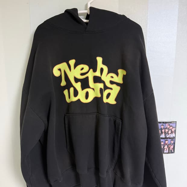 네더월드 후드티