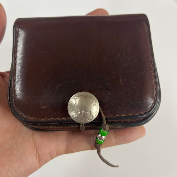 고로스 다크브라운 새들레더 인디언콘초 카드지갑