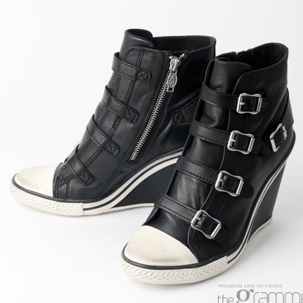 구해요 ash 제니얼 레더 웨지힐 스니커즈