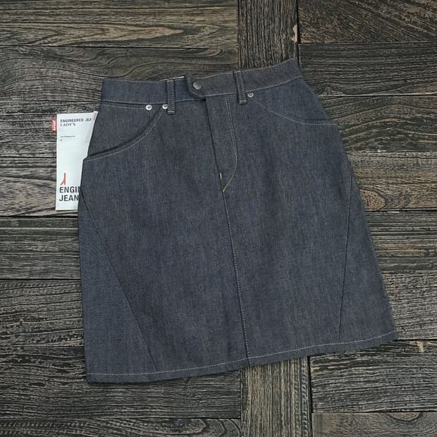 [리바이스](새상품) 재팬 엔지니어드 데님 미니스커트 M17630