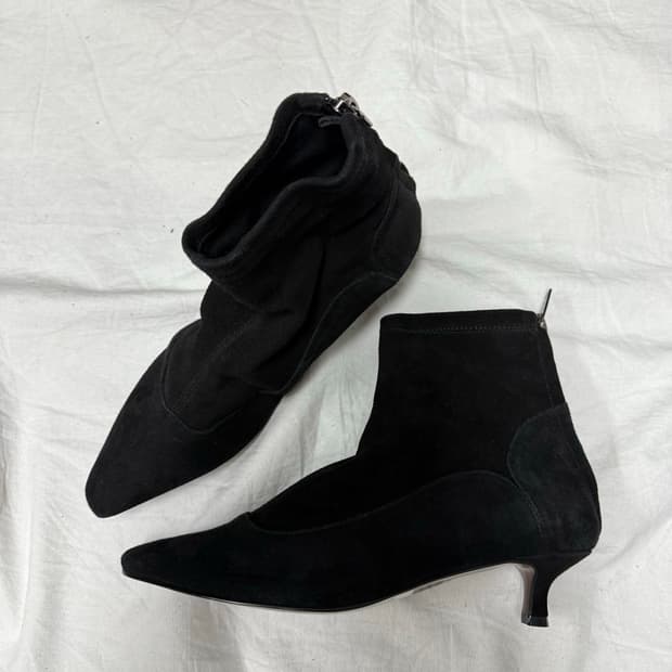new* lanvin 랑방 스웨이드 백지퍼 나이프힐 앵클부츠