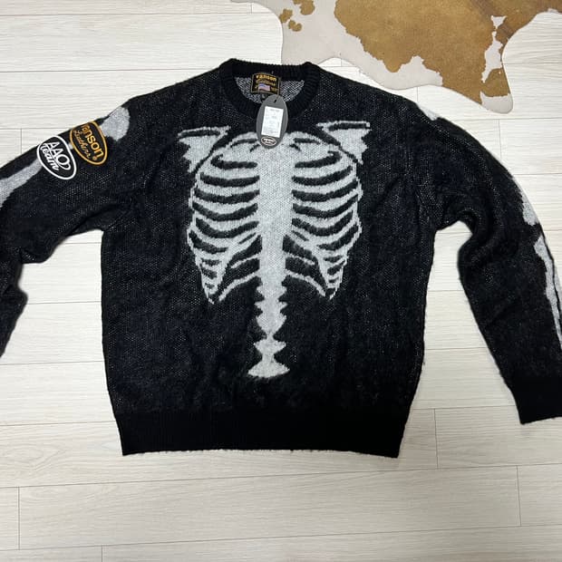 x AAO REAL BONE MOHAIR BLEND KNIT