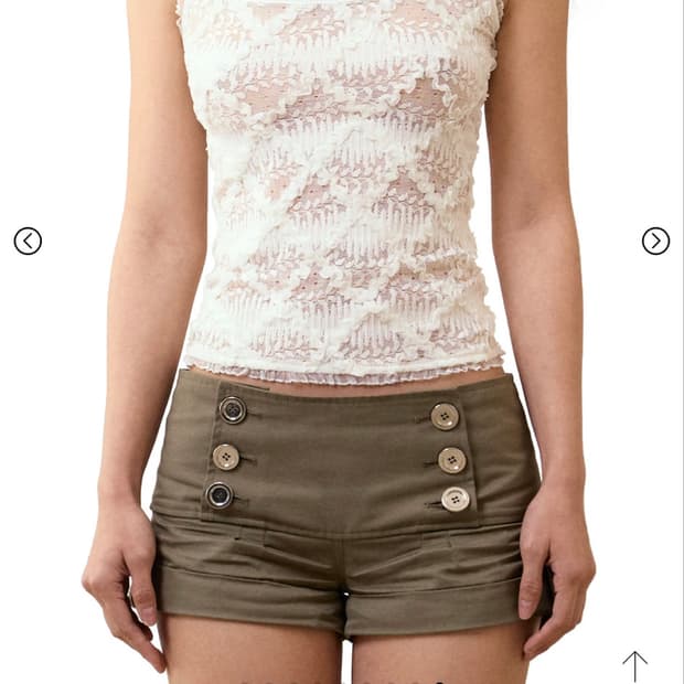 Hillda cloud lace sleeveless top