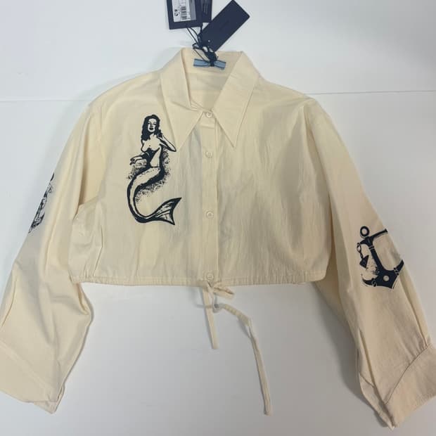 프라다 셔츠 정품