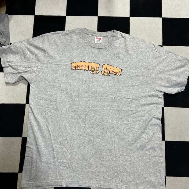 슈프림 토이즈머신 회색 반팔티 xl