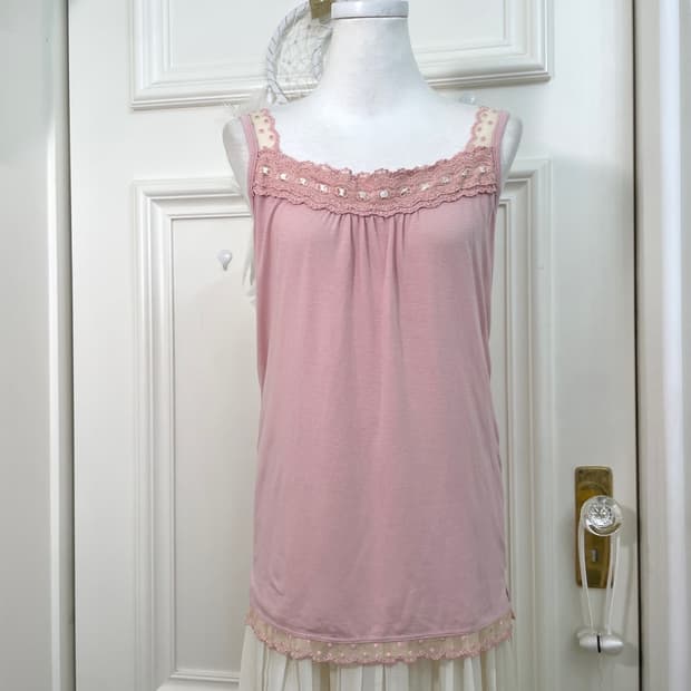 pink lace point shirring sleeveless top