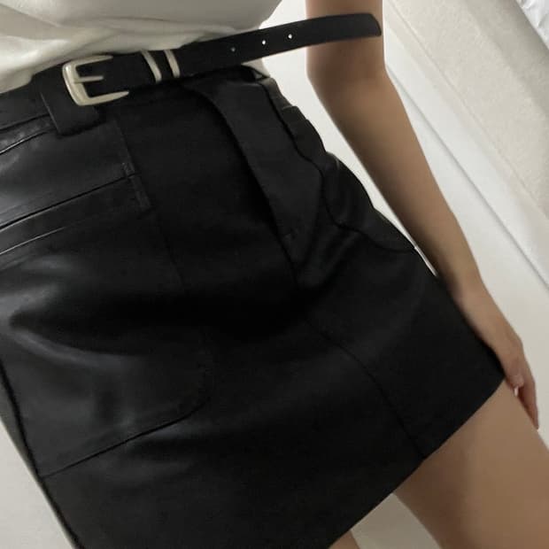블랙 레더 미니 스커트