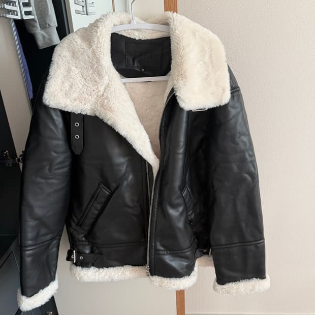 레프트서울 무스탕