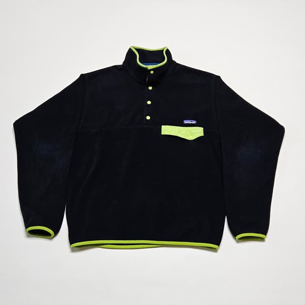 [L] 파타고니아 신칠라 플리스 후리스 블랙 라임