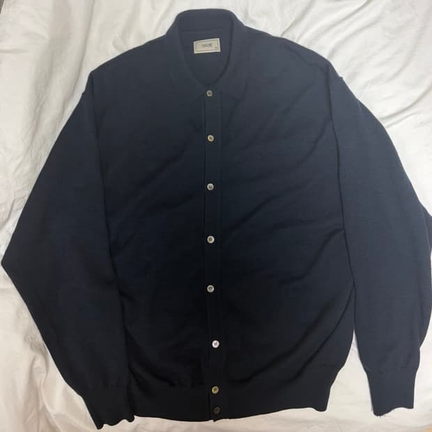 어나더오피스 메리노울 100% 가디건 다크 네이비 2사이즈 판매