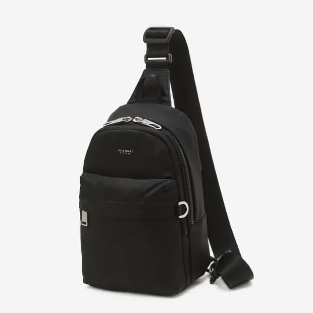 새상품 질스튜어트뉴욕 경량 나일론 슬링백 블랙