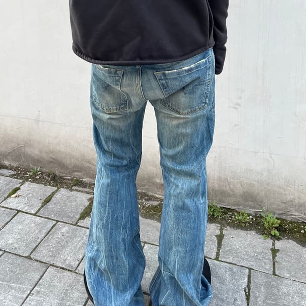 디젤 워싱 플레어 데님팬츠