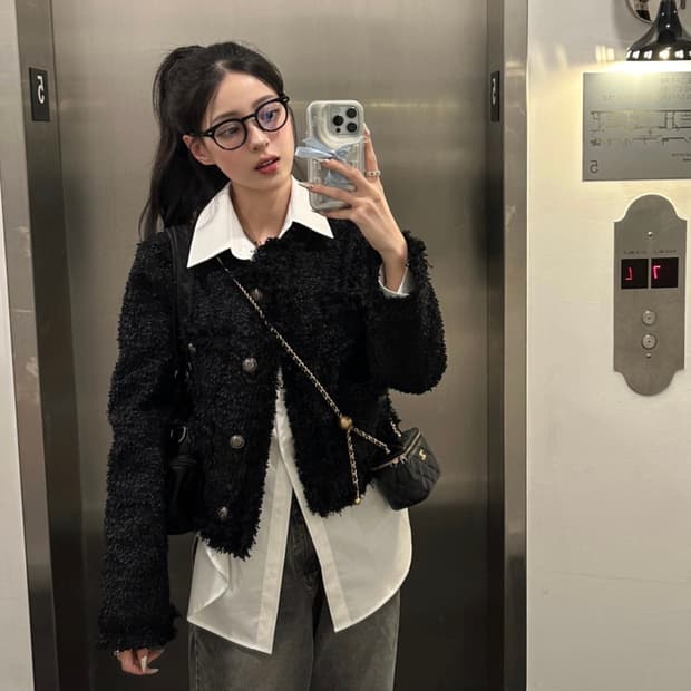 Khaki point 카키포인트 앤틱 크롭 트위드 자켓 블랙